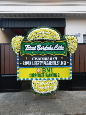 Papan Bunga Duka di Torjun